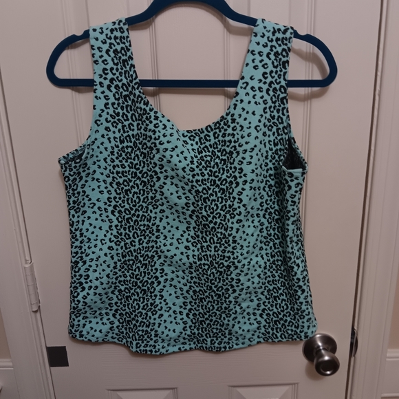 ANDRIA LIEU Jacket & Top set Cheetah - Picture 10 of 11